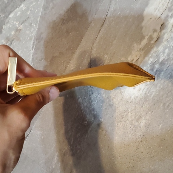 NWOT Love & Lore small thin zip pouch. Vegan leather (faux). Tan/mustard yellow. - Picture 5 of 7